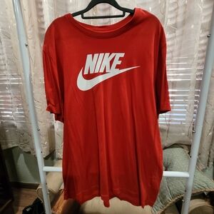 Nike Men's Bold Red Tee